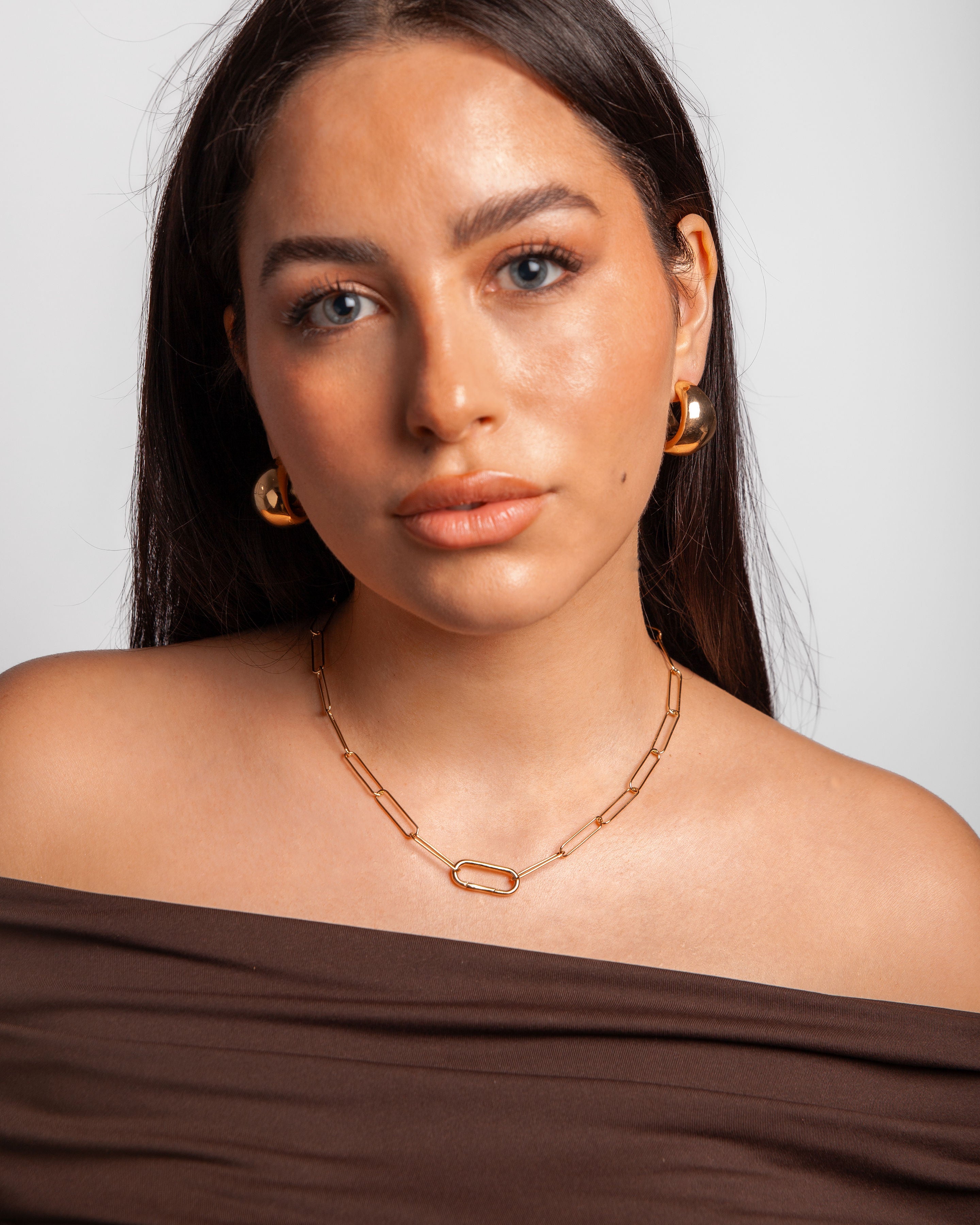 Lilly Hoops